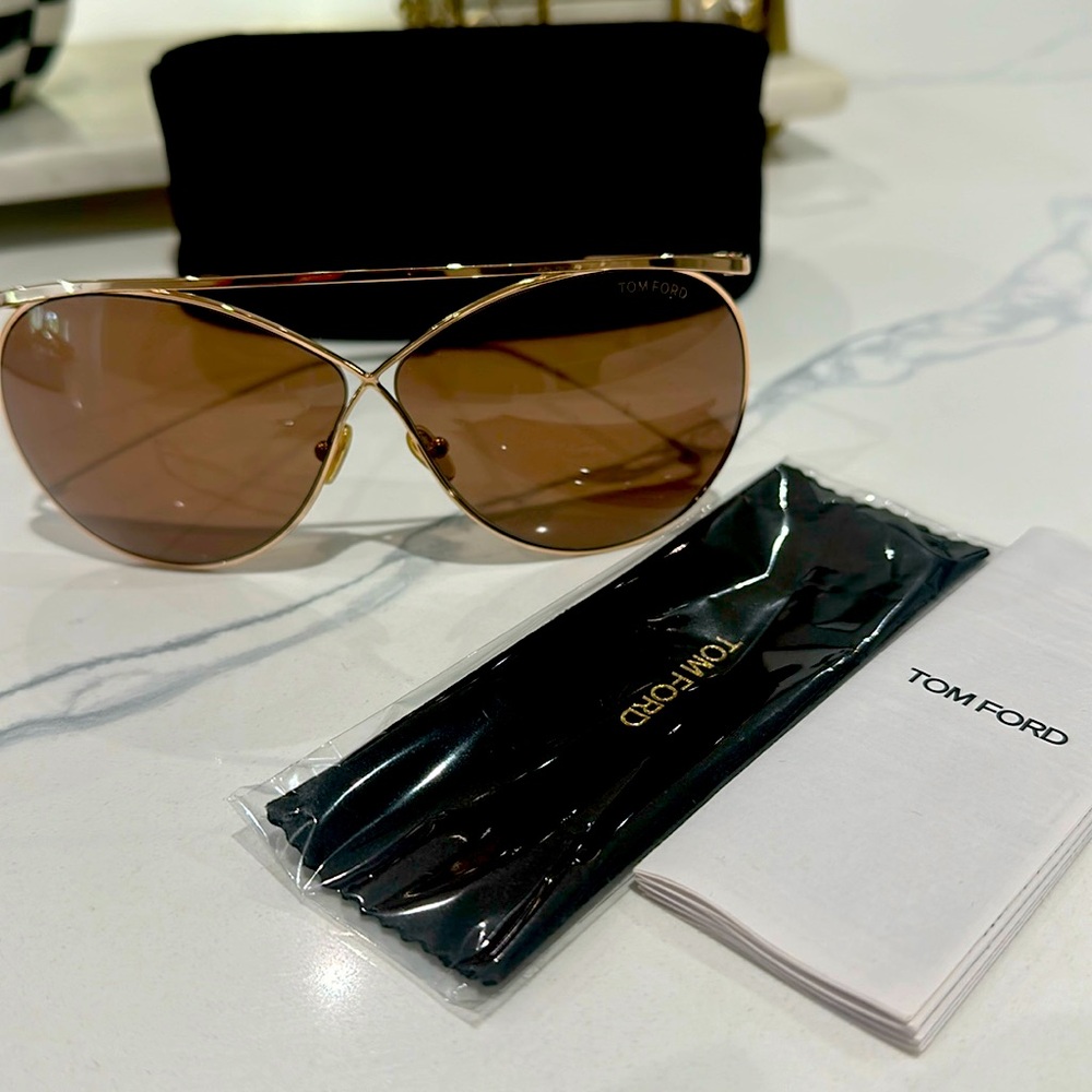 Tom Ford STEVIE W FT0761 Geometric Sunglasses